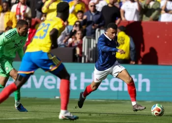 France stuns Colombia in W. Cup warm-up