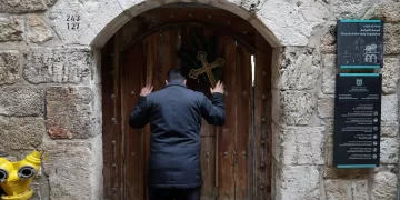 Israel blocks Catholic leaders from Palm Sunday Mass