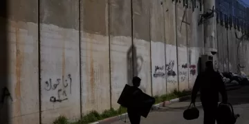 Israel military kills 15-year-old Palestinian boy