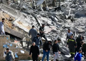 Hezbollah launches 250 projectiles at Israeli soldiers