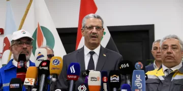 Iraq, Iran in talks to secure Hormuz oil traffic