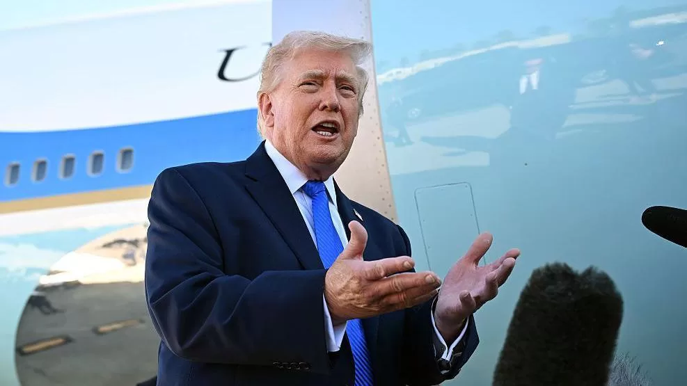 Trump delays Iran energy strikes until April 6 12 - Egyptian Gazette US President Trump