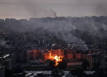 Iran apologises to Gulf but war still rages across region