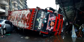 Flash floods in Nairobi kill 23, disrupt flights at major airport