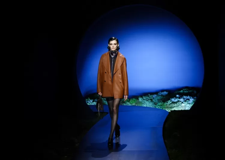 Twilight inspires Hermes fall collection 2 - Egyptian Gazette Twilight inspires Hermes fall collection 1 - Egyptian Gazette