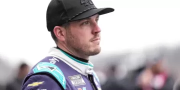 Vertigo sidelines Alex Bowman for NASCAR race at Las Vegas