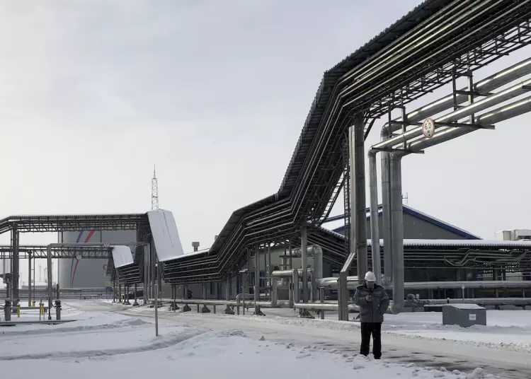 EU delays April 15 proposal to permanently ban Russian oil imports 1 - Egyptian Gazette