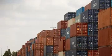 WTO: Global trade growth to slow to 1.9%