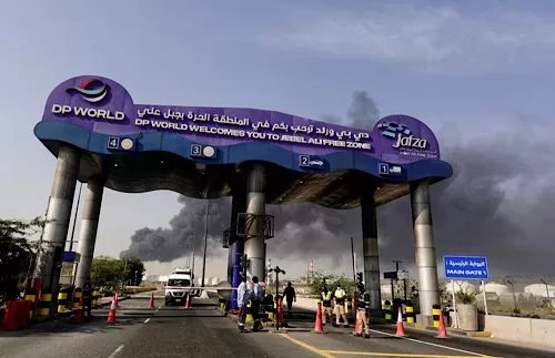 Smoke billows from Jebel Ali port after an Iranian attack, following United States and Israel strikes on Iran, United Arab Emirates, March 1, 2026. REUTERS/