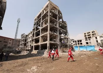 Iran hits Kuwait refinery; Israel kills IRGC spokesman