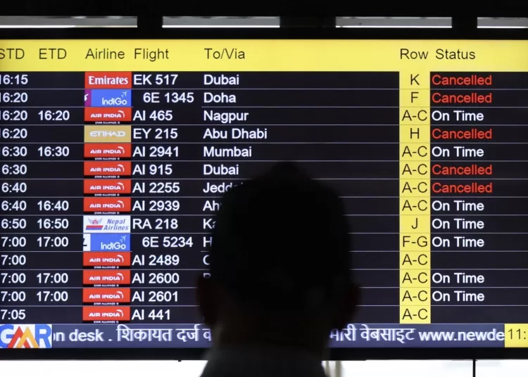 Airlines cancel flights amid rising Mideast tensions 12 - Egyptian Gazette Screenshot