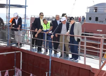 Suez Canal Authority follows up on shipbuilding progress in Safaga