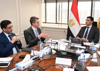 Egypt’s Industry Minister meets World Bank, IFC delegation  