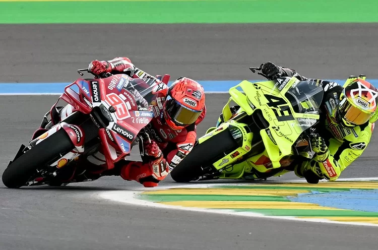 Marquez claims Brazil sprint 1 - Egyptian Gazette