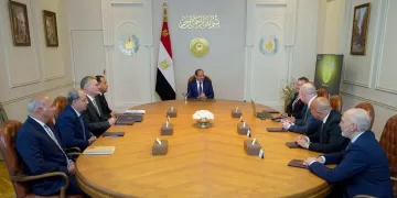 President Sisi reviews oil, gas exploration efforts in Egypt 1 - Egyptian Gazette President Sisi reviews oil, gas exploration efforts in Egypt