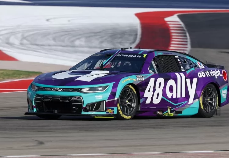 Bowman pulls out of Phoenix race 2 - Egyptian Gazette Bowman pulls out of Phoenix race 1 - Egyptian Gazette