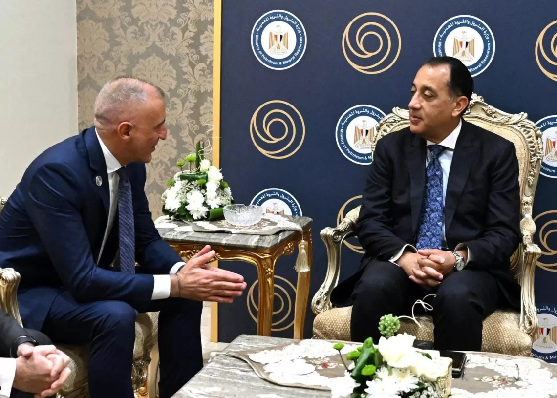 Egypt’s PM meets Eni executive at EGYPES 2026 2 - Egyptian Gazette Egypt’s PM meets Eni executive at EGYPES 2026 1 - Egyptian Gazette