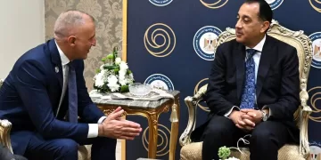 Egypt’s PM  meets Eni executive at EGYPES 2026  
