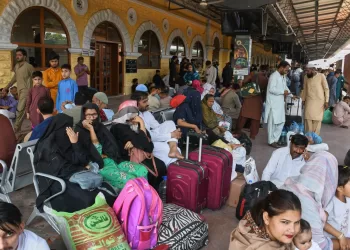 How Muslims celebrate Eid al-Fitr