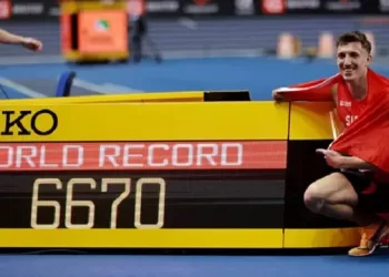 Simon sets world heptathlon record