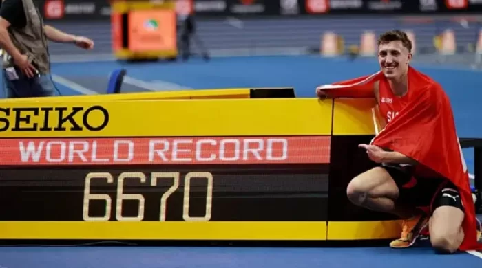 Simon sets world heptathlon record 12 - Egyptian Gazette Simon sets world heptathlon record 11 - Egyptian Gazette