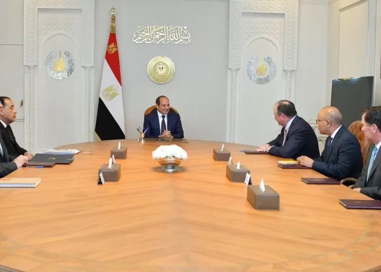 Sisi reaffirms commitment to settling dues owed to foreign partners in oil, gas sectors 11 - Egyptian Gazette President Abdel Fattah El Sisi during his meeting on Tuesday with the Chief Executive Officer of Apache John Christmann.