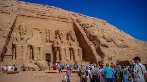 Egypt tourism resilient despite war: Asharq Bloomberg