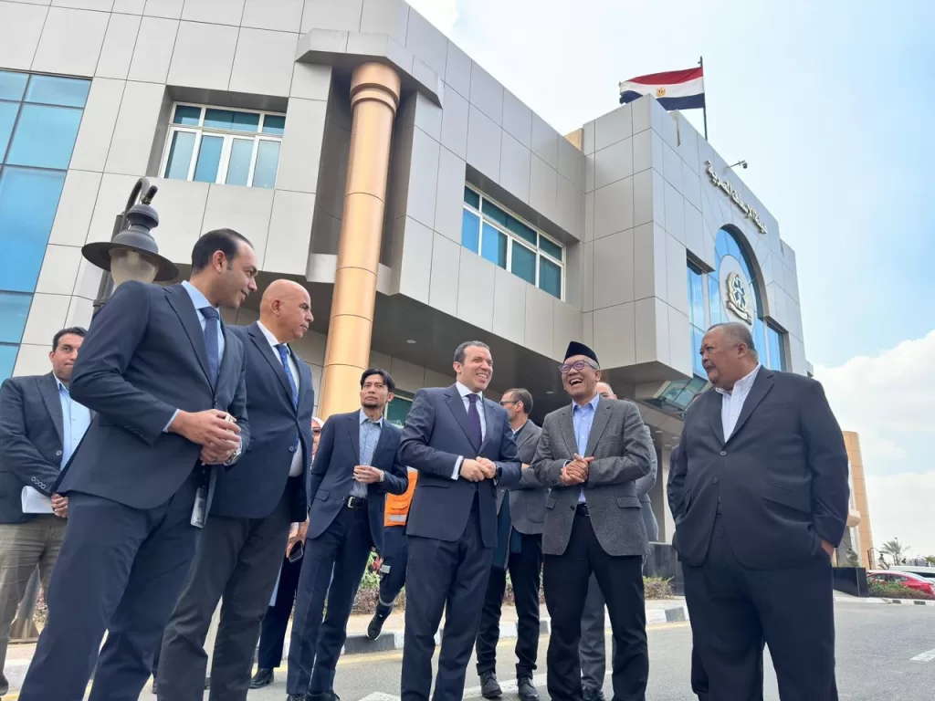 Indonesia donates five ambulances to Egypt for Gaza aid 3 - Egyptian Gazette