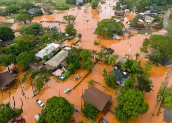 Hawaii suffers worst flooding in 20 years