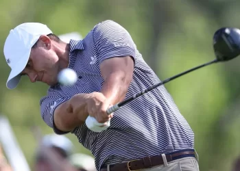 Aberg leads PGA Championship