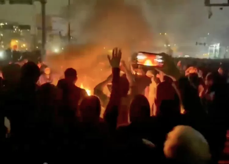 A wave of executions feared in Iran after 3 men were hanged 1 - Egyptian Gazette Iran, Executions, War