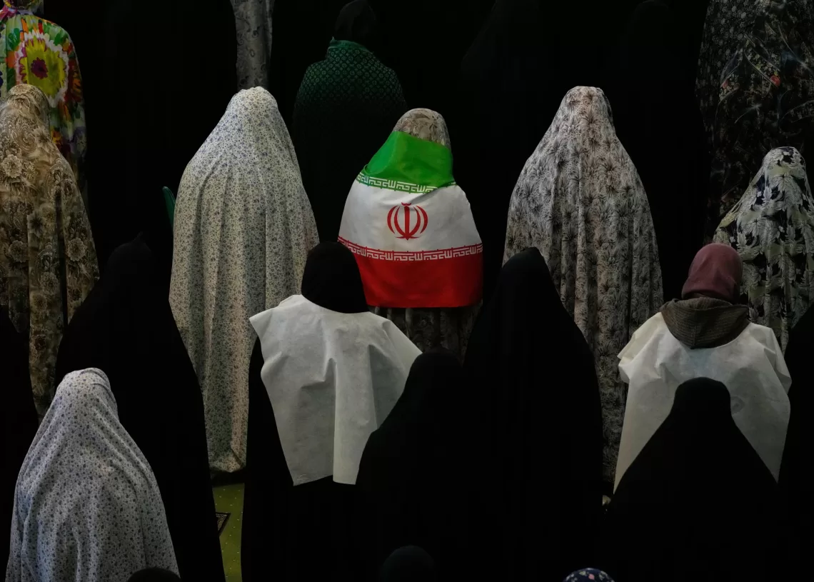 Iran targets British-US base  1 - Egyptian Gazette