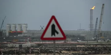 Qatar warns Gulf could halt energy exports if war escalates
