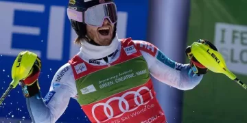 Atle wins 1st World Cup slalom