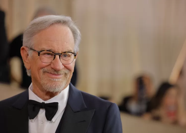 Steven Spielberg defends ballet, opera 1 - Egyptian Gazette Spielberg, Ballet, Opera