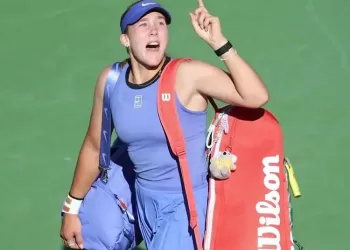 Mirra crashes out at Indian Wells