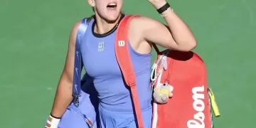 Mirra crashes out at Indian Wells