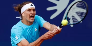 Zverev into Munich last four