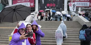 Thousands of fans gather as BTS launches tour in S.Korea 1 - Egyptian Gazette BTS, S.Korea, K-pop