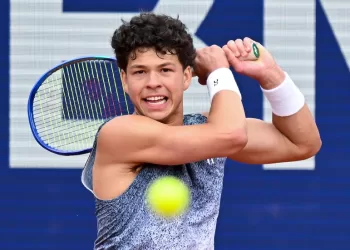 Shelton lands Munich ATP title