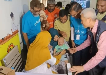 Bangladesh launches vaccination campaign as measles outbreak spreads