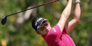 Iwai leads LA Championship