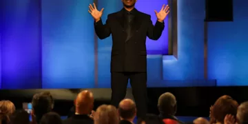 Eddie Murphy honoured with AFI Life Achievement Award