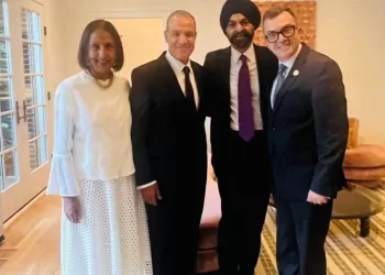 FM lauds strategic partnership between Egypt, WB