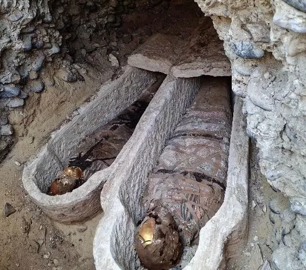 Spanish mission uncovers Roman-era tomb in Egypt’s Bahnasa 12 - Egyptian Gazette