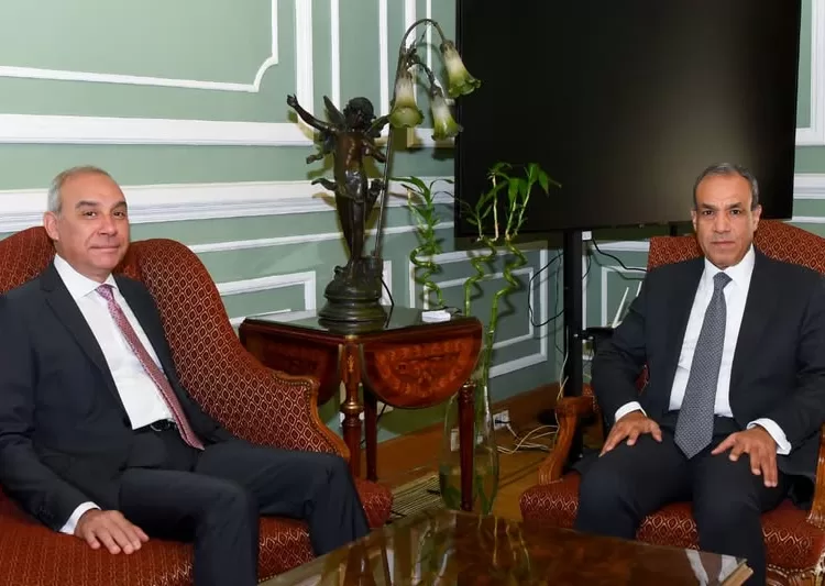 Minister of Foreign Affairs, International Co-operation and Egyptian Expatriates Badr Abdel-Aati  during a meeting on Sunday with Ambassador Alaa Youssef, the newly appointed Chairman of the State Information Service (SIS).