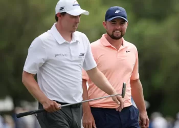 Fitzpatricks lead Zurich by four