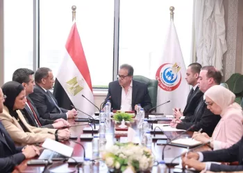 Health Minister explores digital cooperation with Orange Egypt