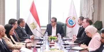 Health Minister explores digital cooperation with Orange Egypt