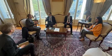 Egypt probes medical co-operation with leading French hospital  